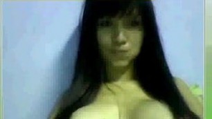 19 year old skinny thai girl with big boobs MSN webcam