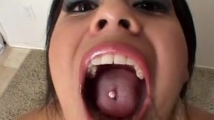 Alexa Siren is swallowing cum